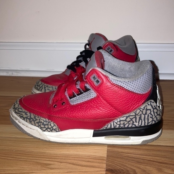 (gs) AIR JORDAN 3 RETRO SE